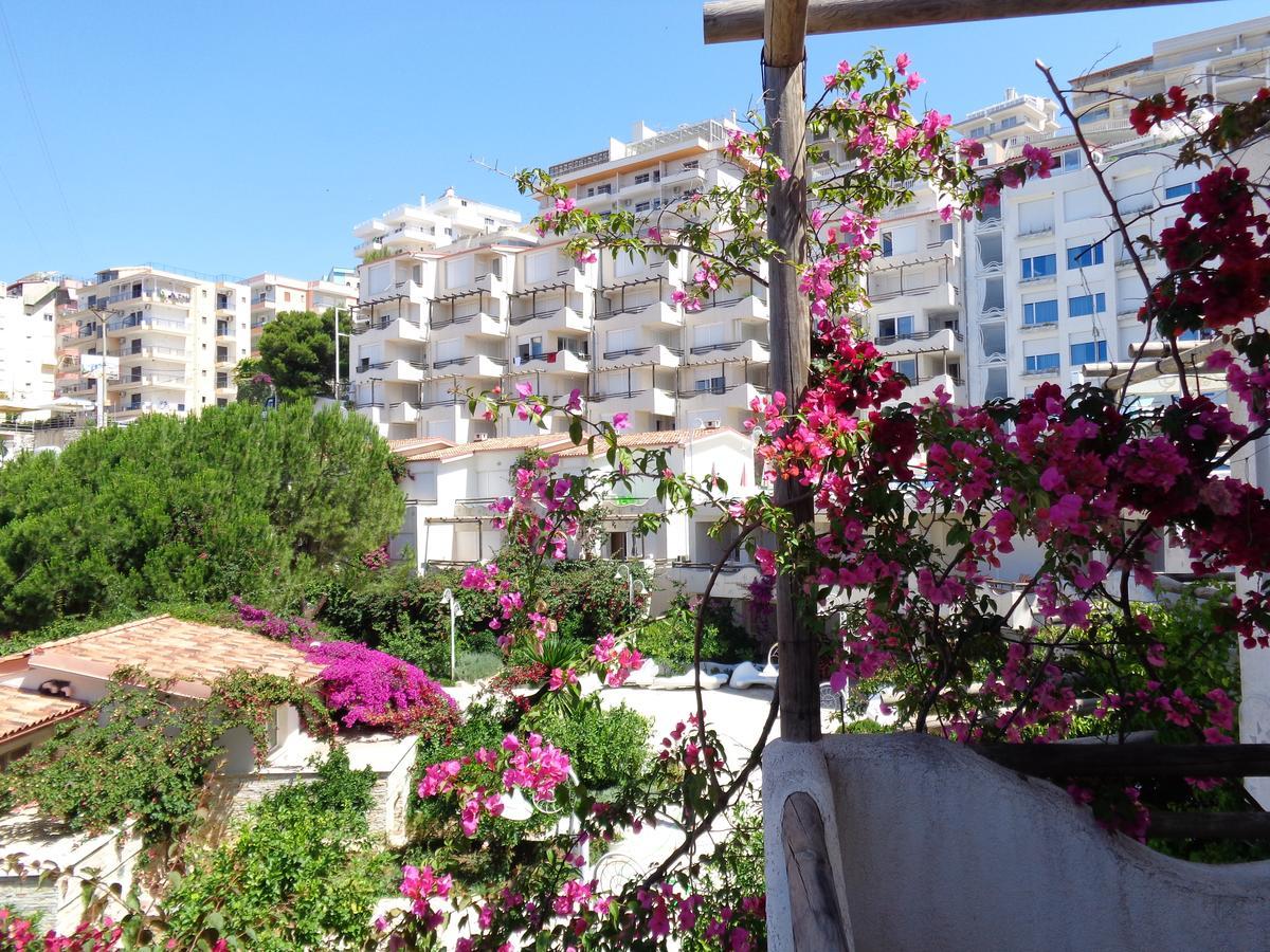 Kela Apartments Sarandë Exterior foto